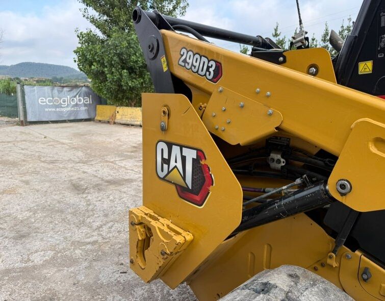 CATERPILLAR  299D3